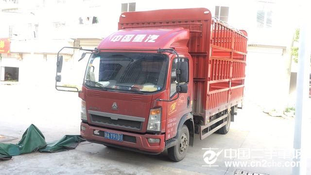 中國(guó)重汽豪沃154馬力4X2載貨車 實(shí)用與可靠的商用底盤之選